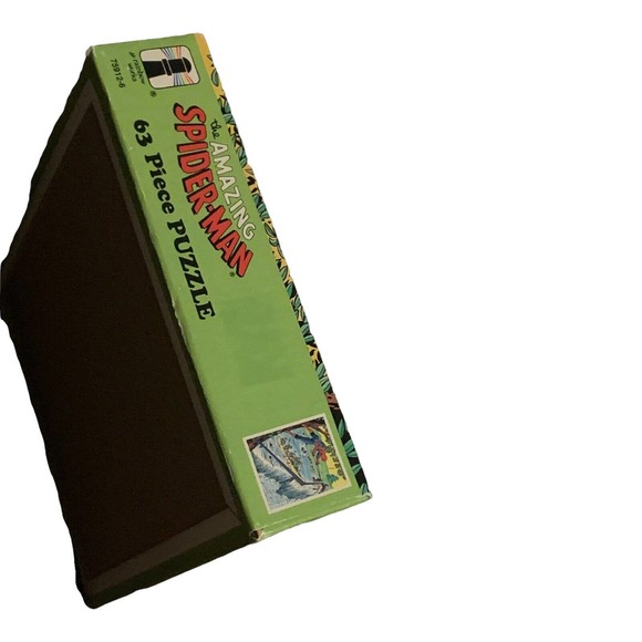 The Rainbow Works 1988 The Amazing Spider-Man 63-Piece Puzzle, Unopened - Picture 3 of 6